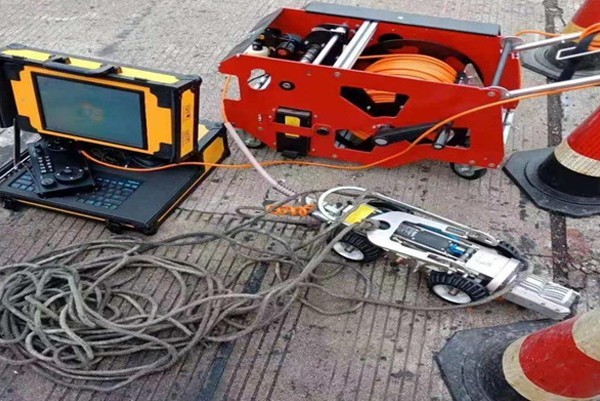 盘州CCTV管道检测机器人