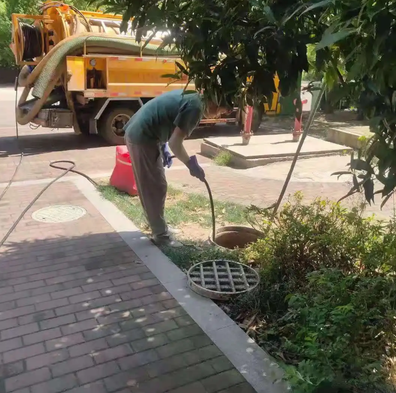 盘州市政排污管道清淤疏通——专业团队，让您全程省心！